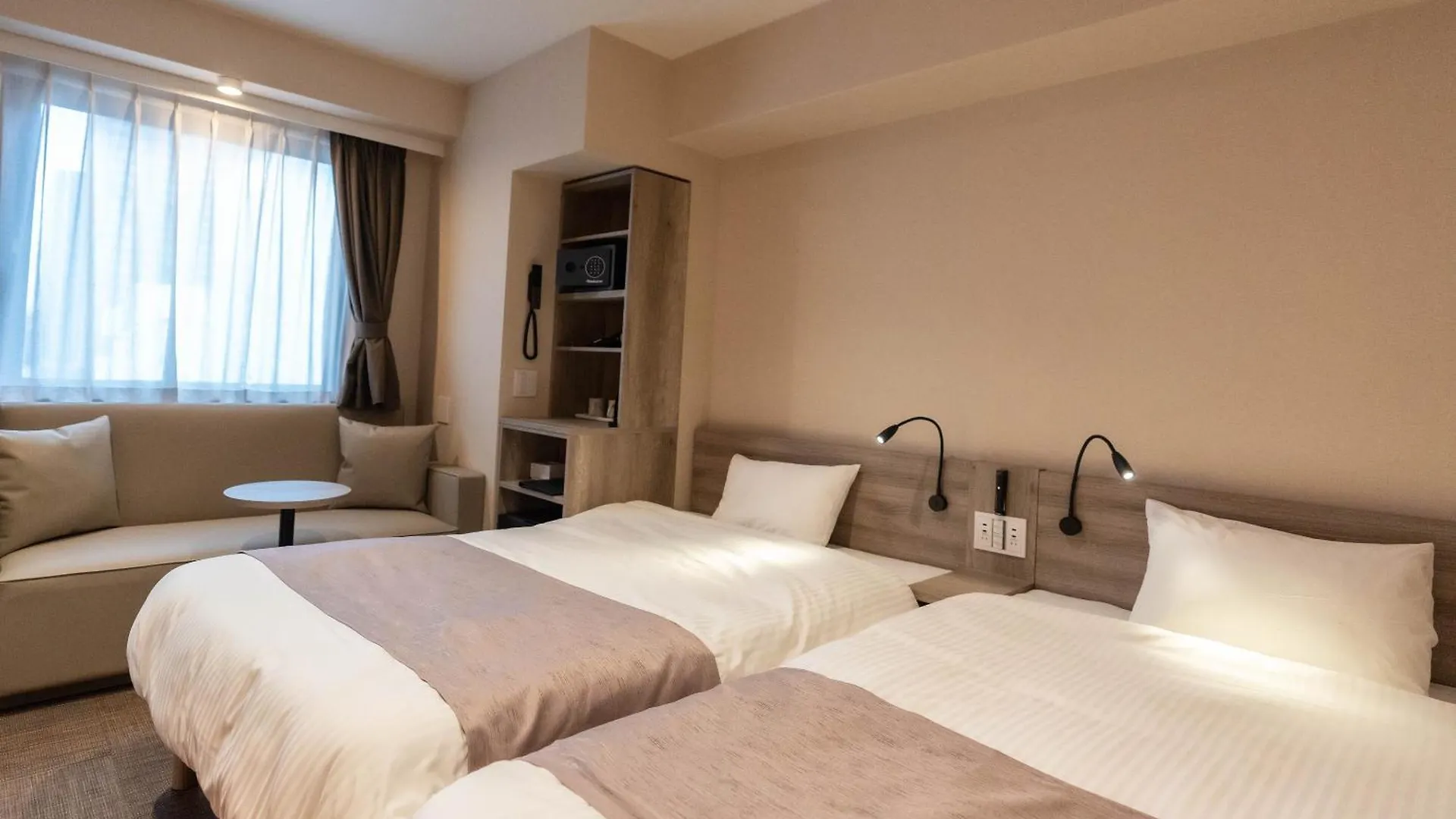 Hotel Sanrriott Shinsaibashi Ōsaka