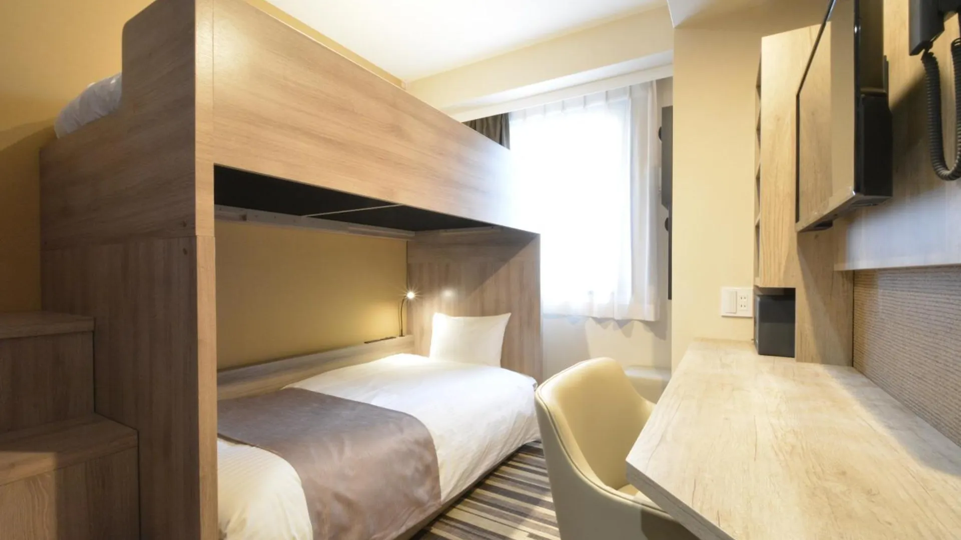 Hotel Sanrriott Shinsaibashi Osaka 3*,